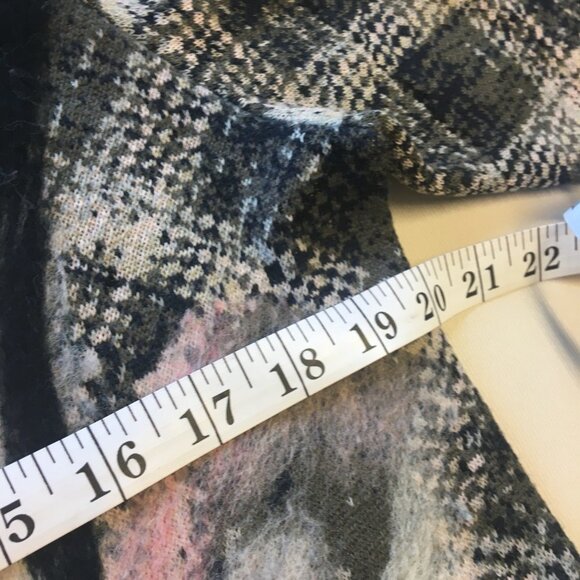 Anthropologie Troubadour Sweater Med Wool Plaid Over Shoulder Petal Flower Art - Picture 6 of 11